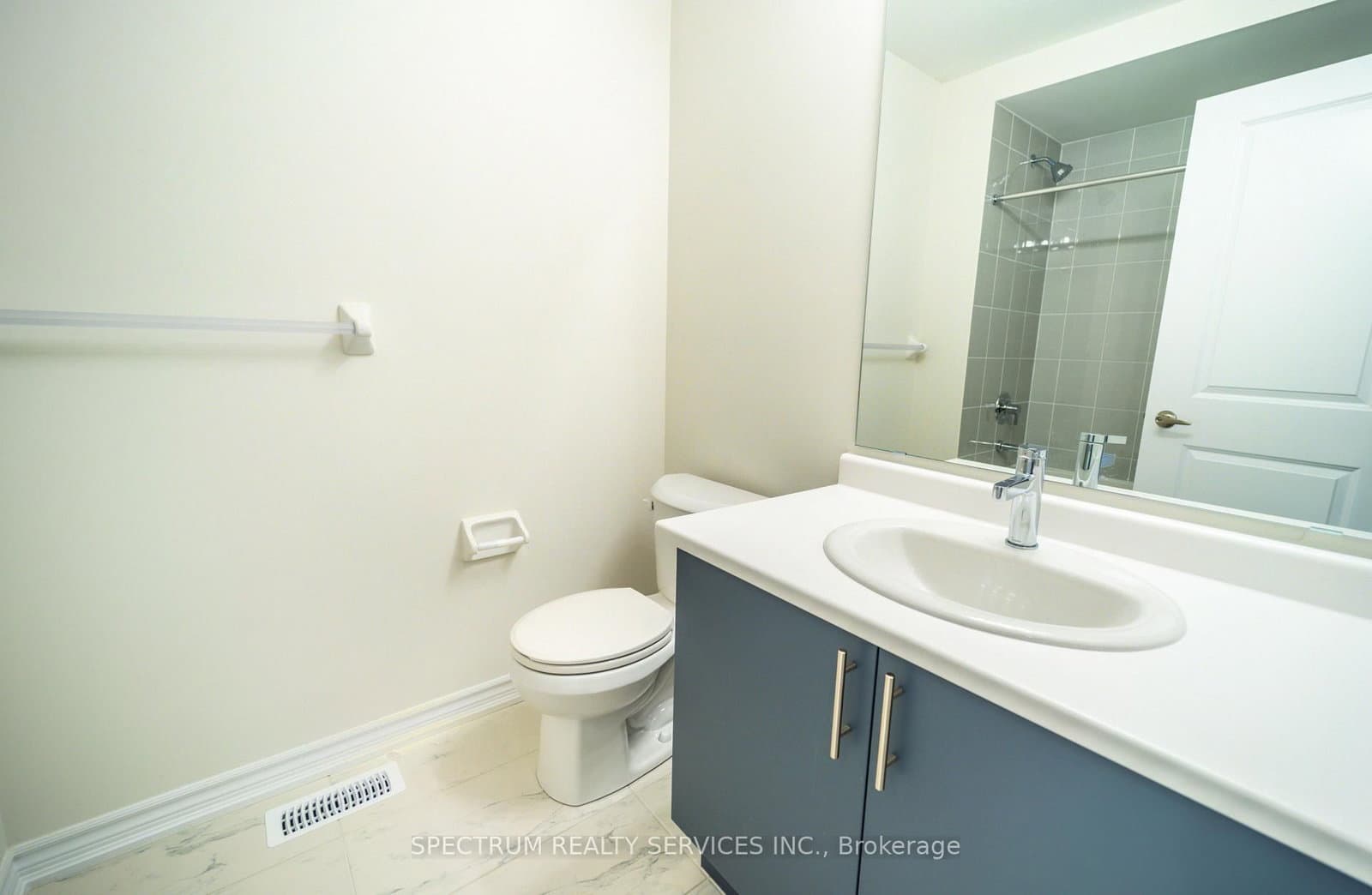 19 Chapman Road thumbnail 25