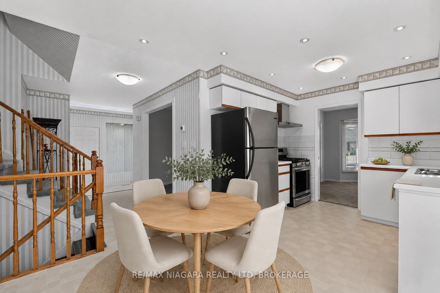 7725 SWAN Street thumbnail 8