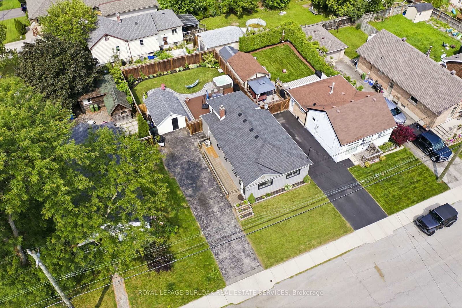 29 Hixon Road thumbnail 35
