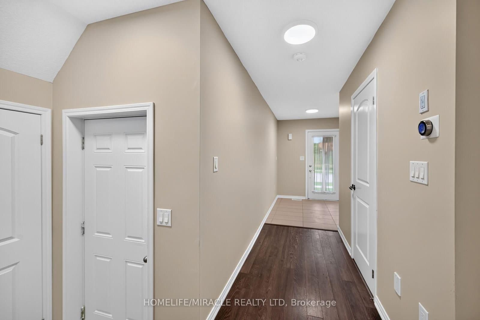 82 Scarletwood Street thumbnail 11