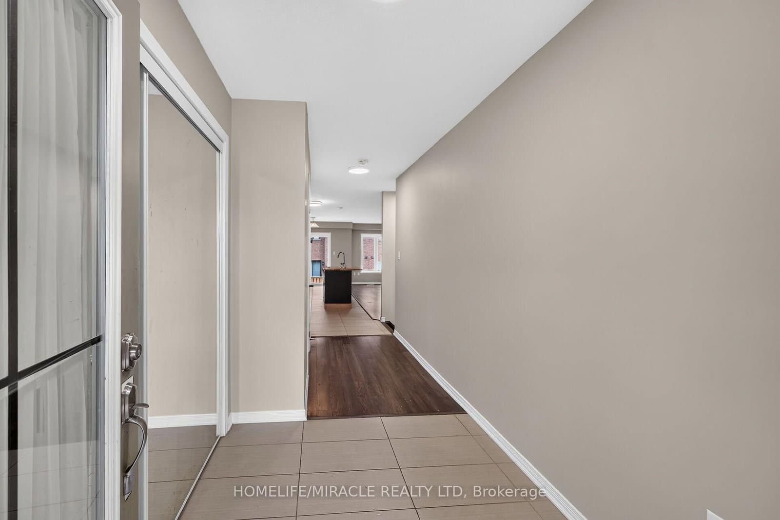 82 Scarletwood Street thumbnail 7