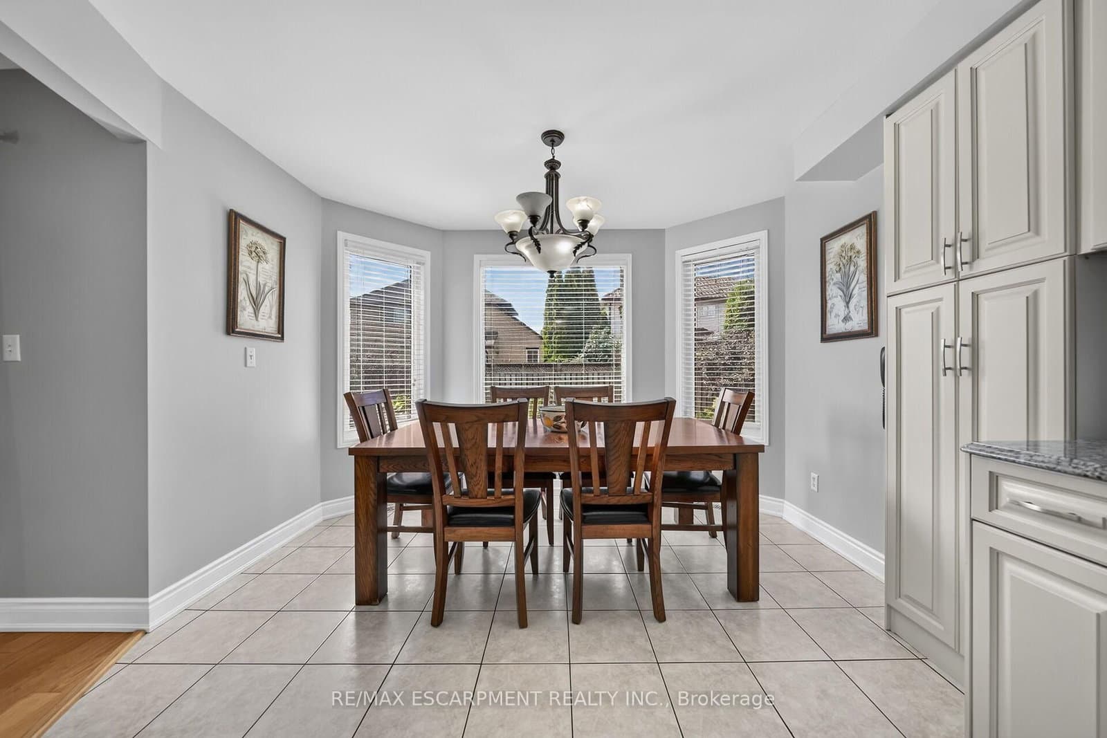 42 Hillgarden Drive thumbnail 14