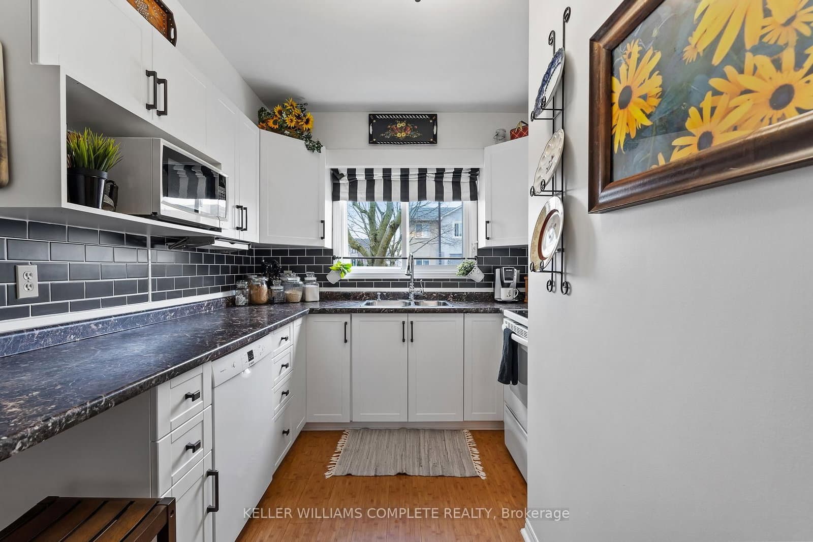 65 Dorchester Boulevard, Unit 61 thumbnail 14