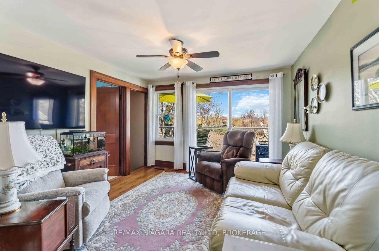 70 RIVERSIDE Drive thumbnail 19