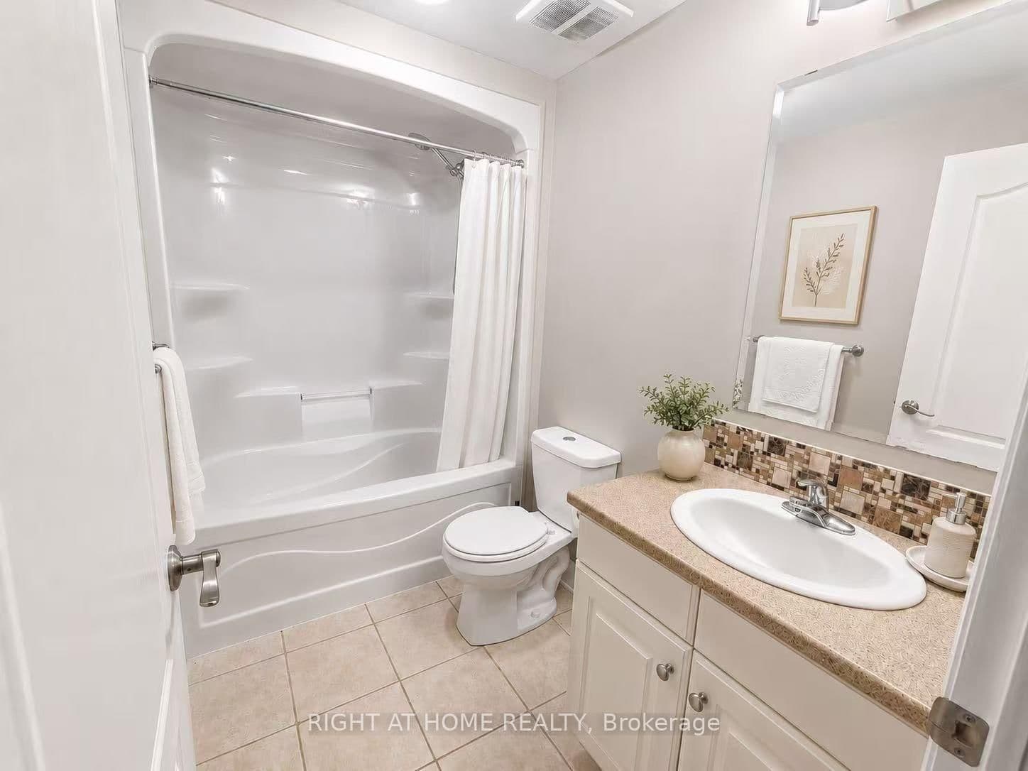 882 Kettleridge Street thumbnail 17