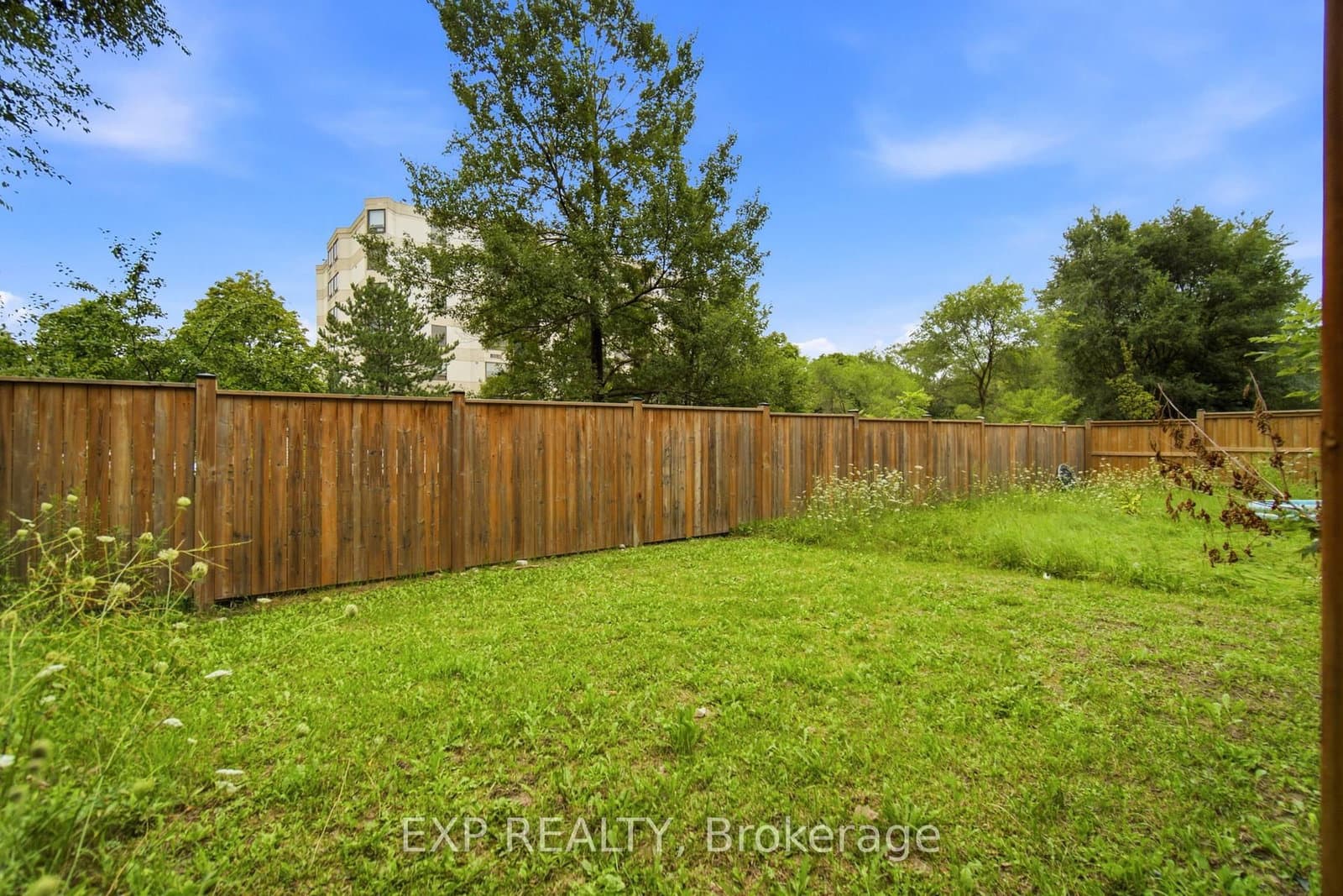 755 Linden Drive, Unit 19 thumbnail 37