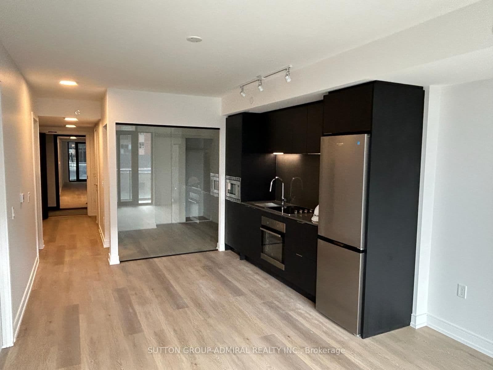 1 Jarvis Street, Unit 506 thumbnail 9