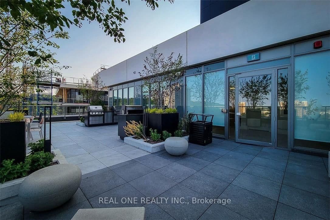 212 King Williams Street, Unit 1206 thumbnail 24