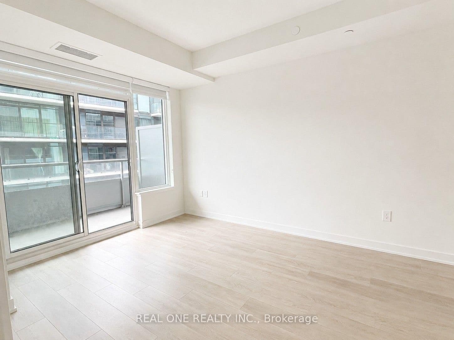 212 King Williams Street, Unit 1206 thumbnail 6
