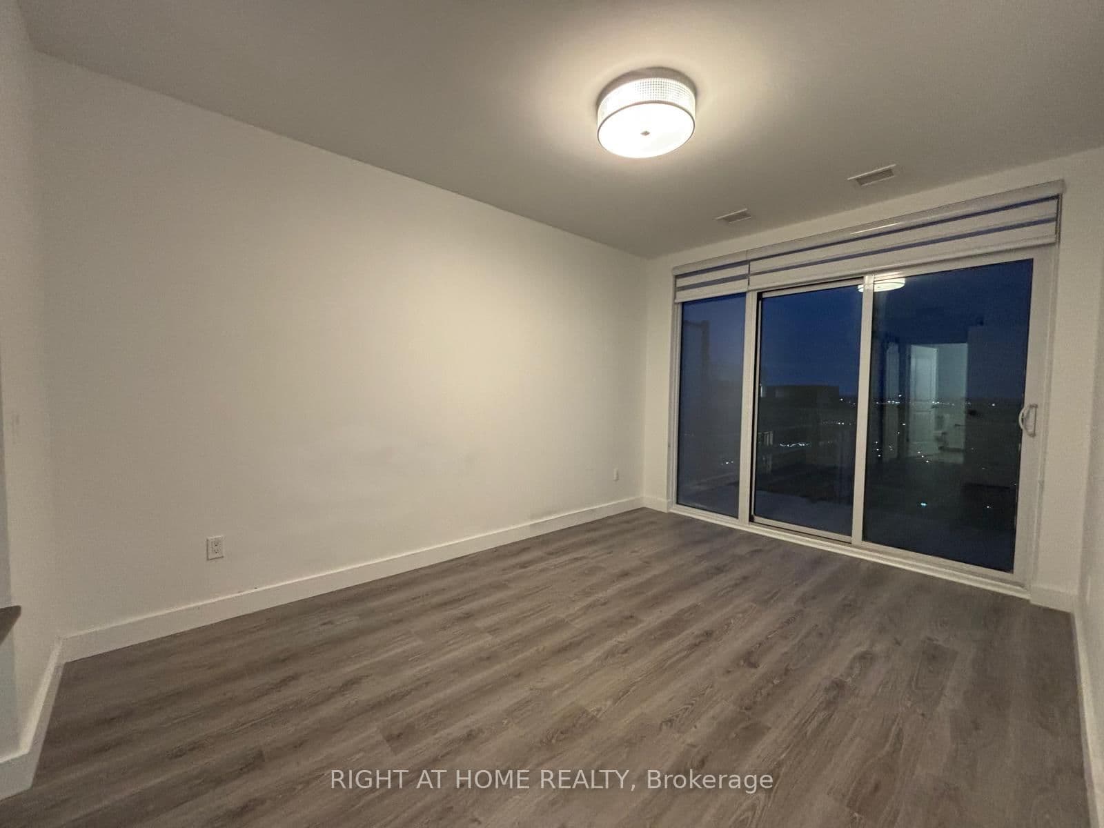 #225 - 525 New Dundee Road