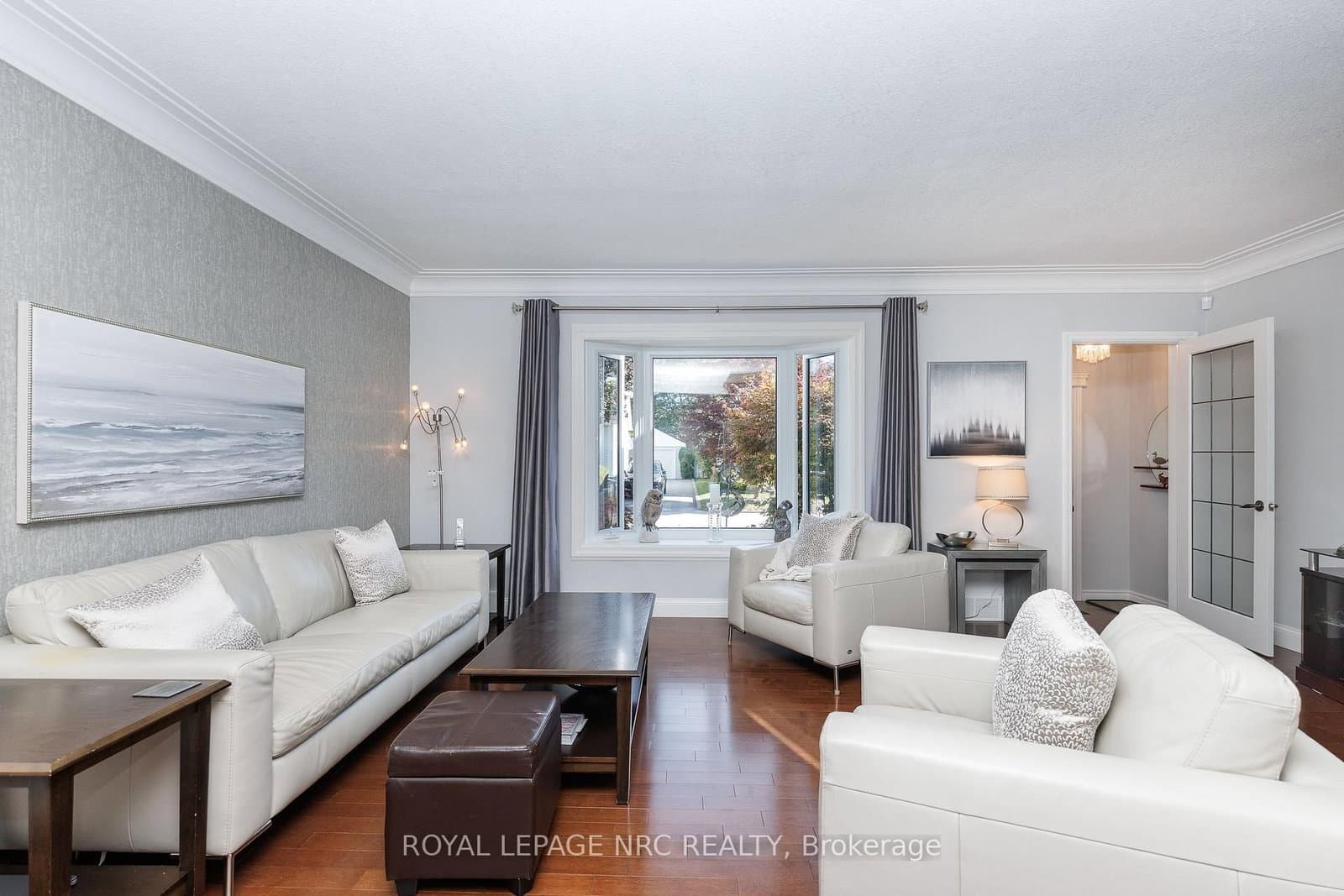 7 Philpark Road thumbnail 4