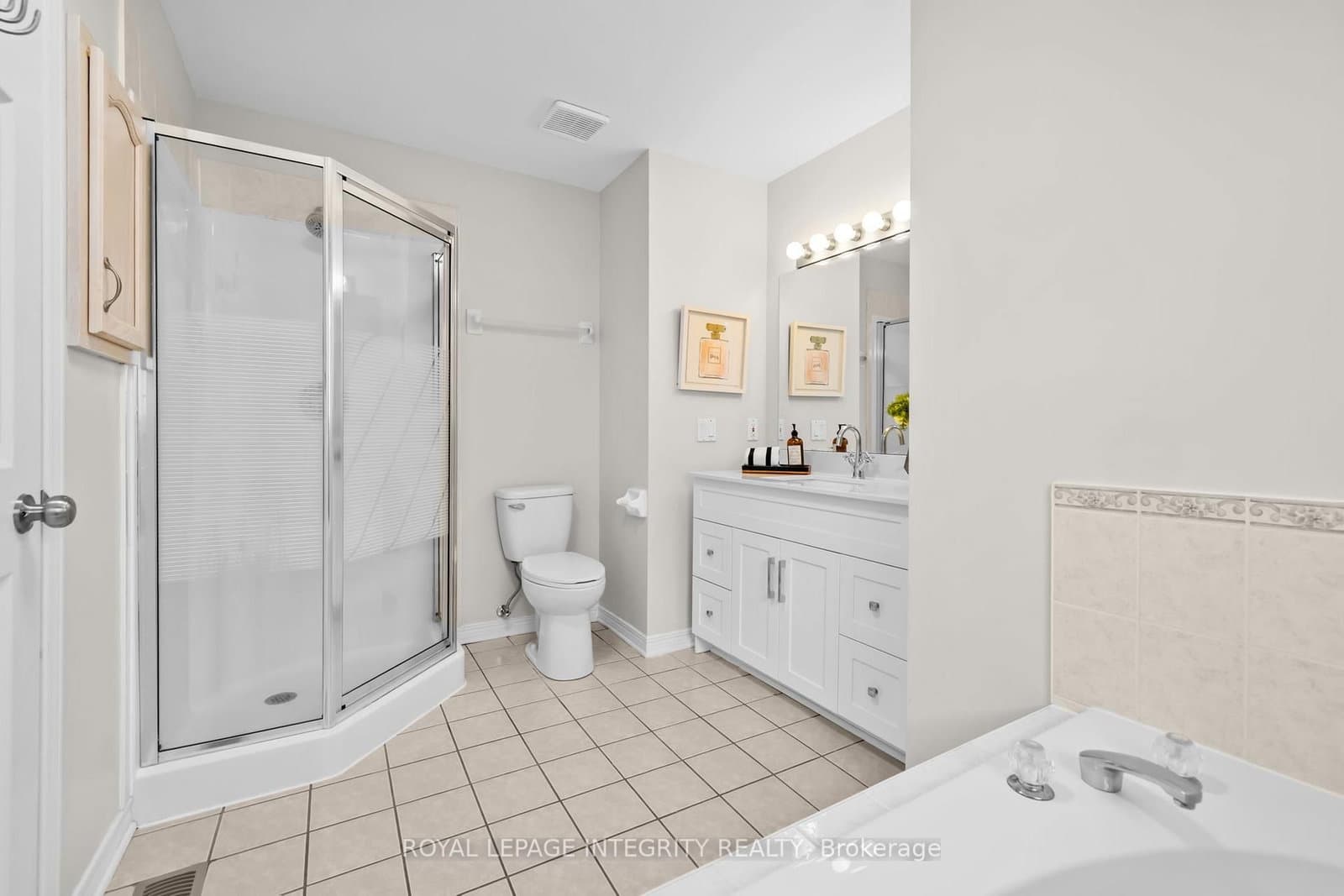 4 Tamarack Place N thumbnail 29