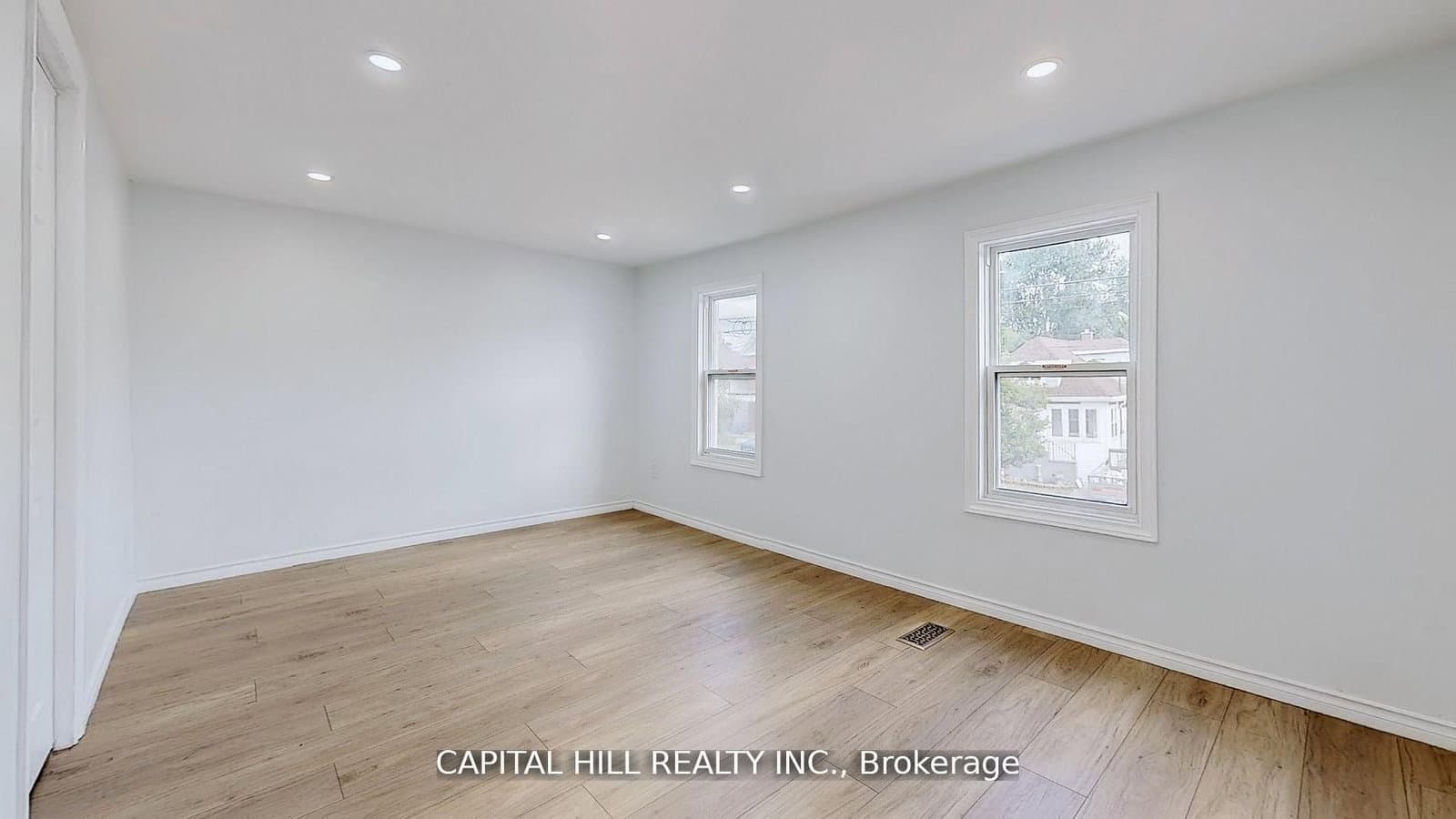 160 Picton Street E thumbnail 21