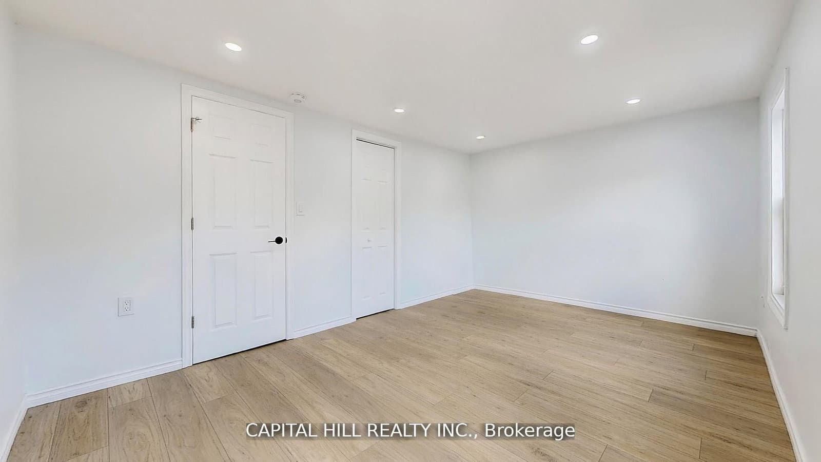 160 Picton Street E thumbnail 23