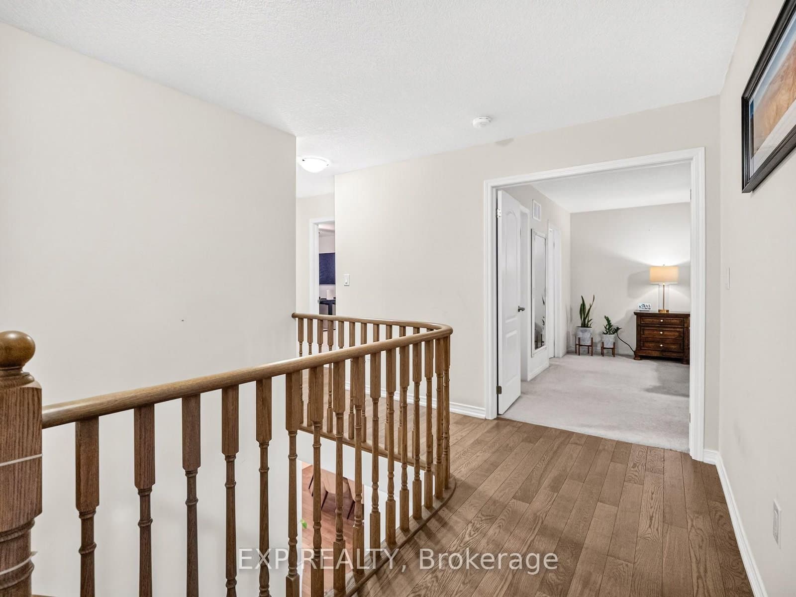 62 Esther Crescent thumbnail 24