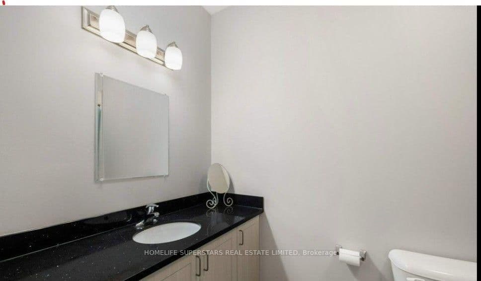 501 Frontenac Street, Unit 312 thumbnail 5
