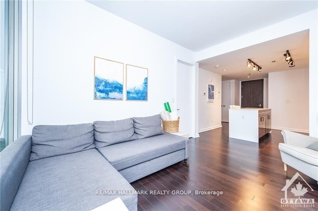 300 Lisgar Street W, Unit 1105 thumbnail 10