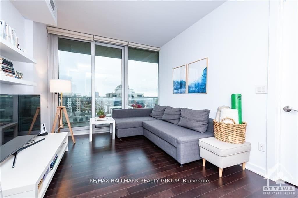 300 Lisgar Street W, Unit 1105 thumbnail 9