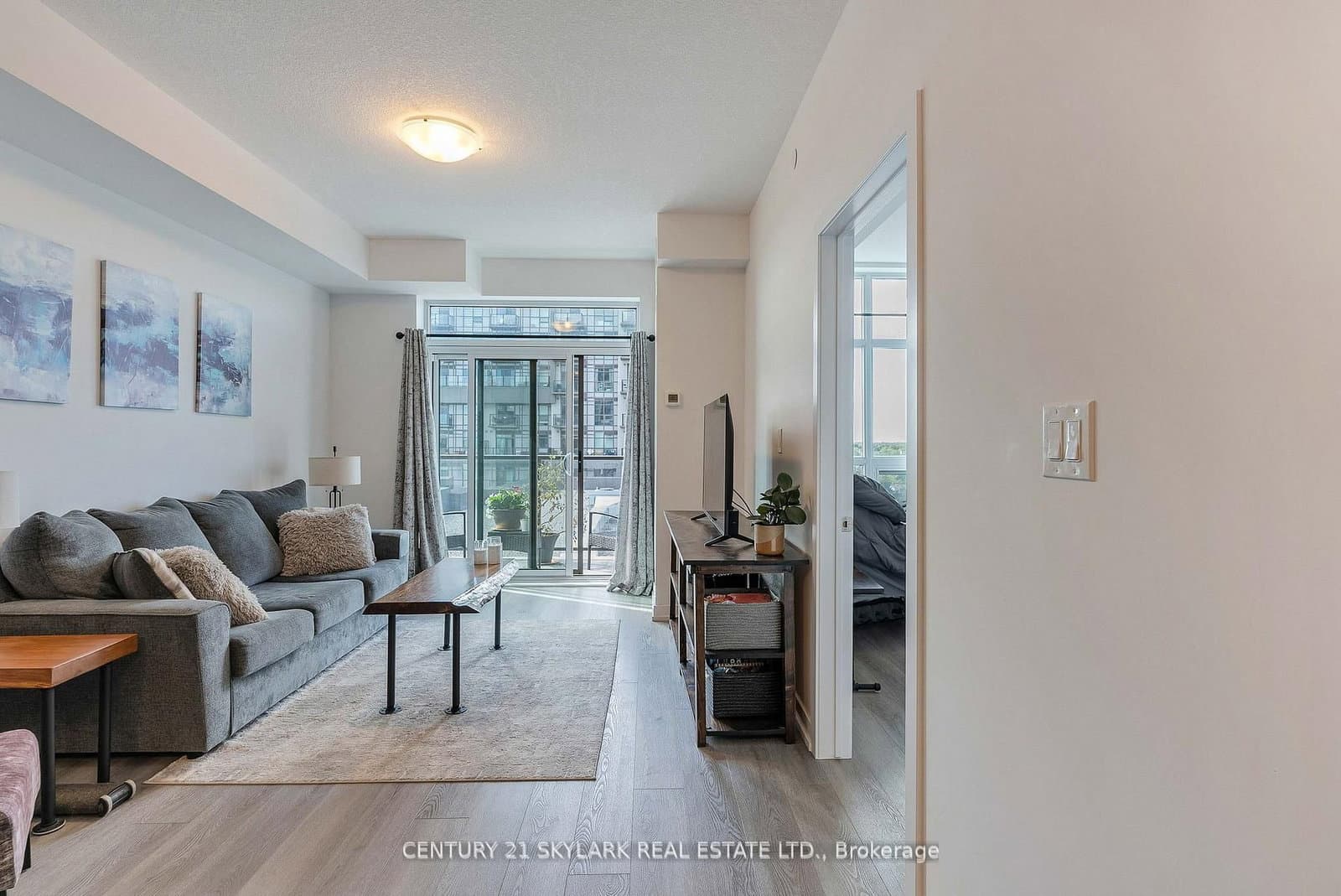 460 Dundas Street E, Unit 701 thumbnail 12