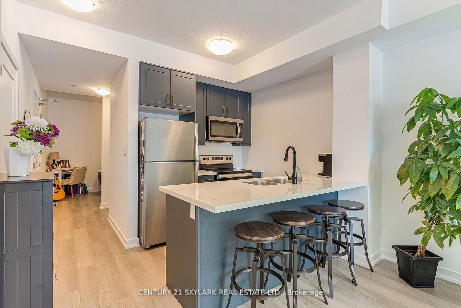460 Dundas Street E, Unit 701 thumbnail 16