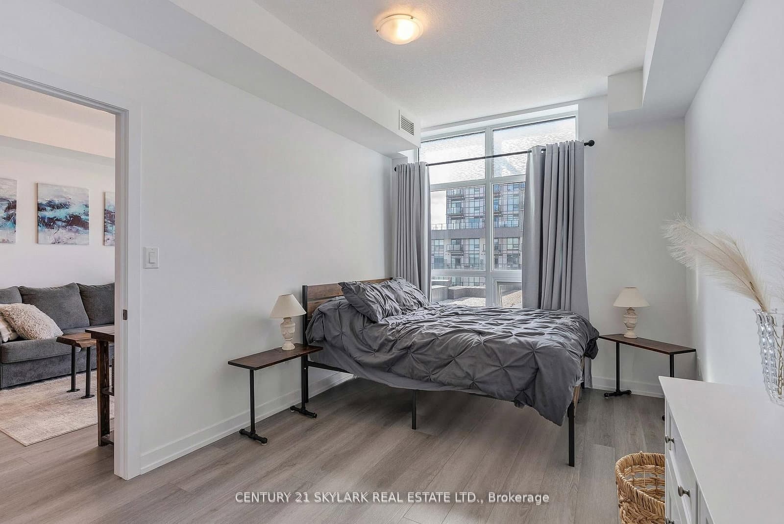 460 Dundas Street E, Unit 701 thumbnail 19