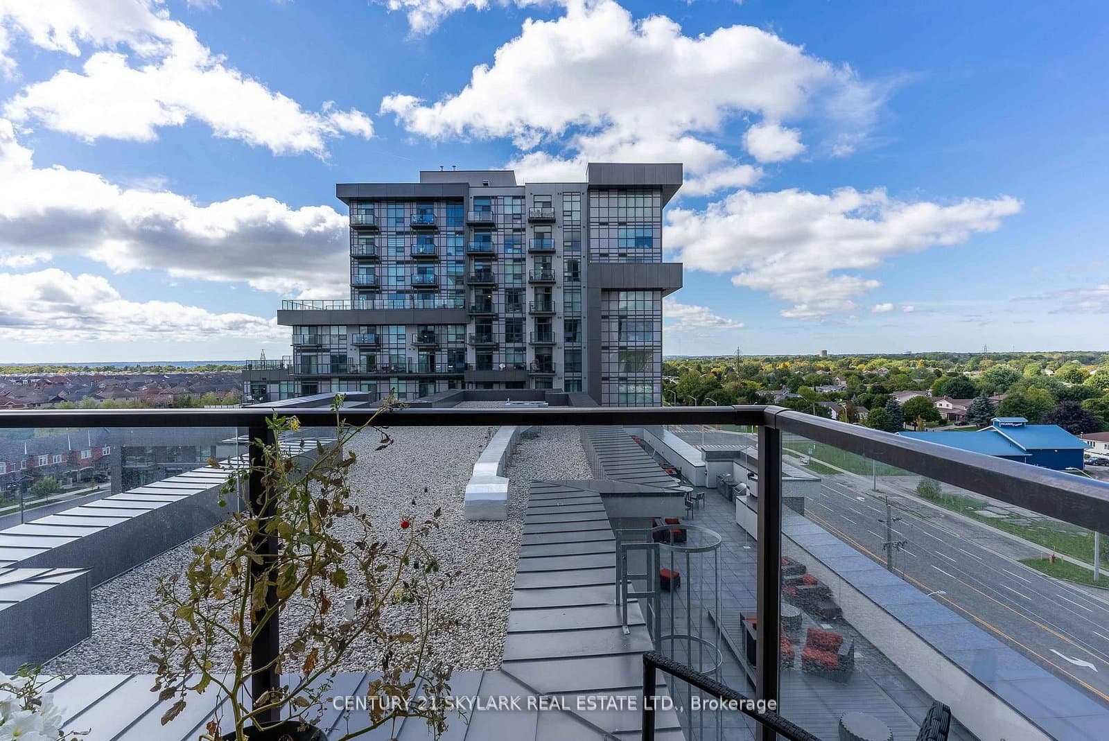 460 Dundas Street E, Unit 701 thumbnail 24
