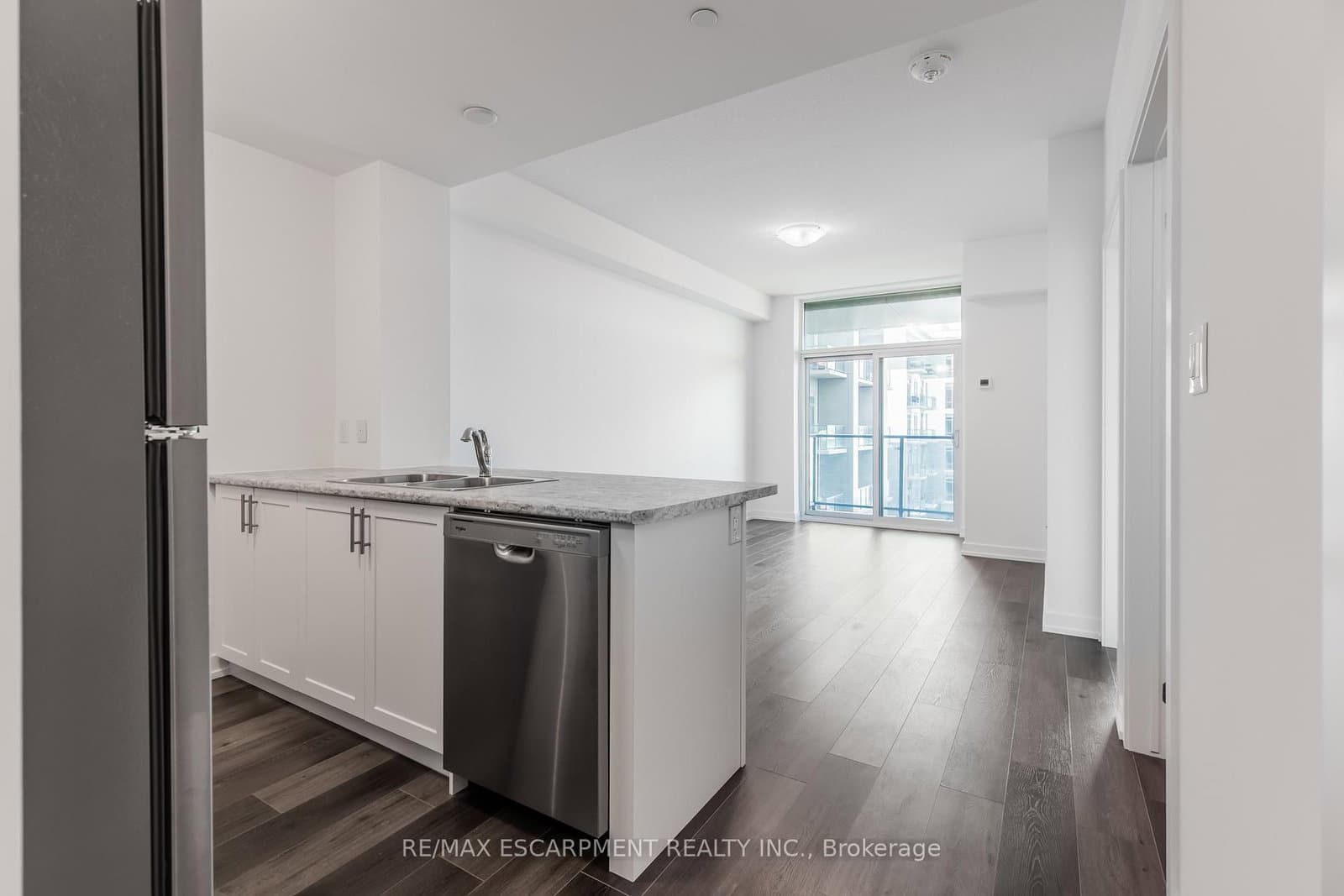 470 Dundas Street E, Unit 417 thumbnail 11