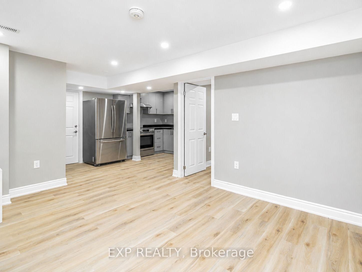 485 Avens Street, Unit Lower thumbnail 5