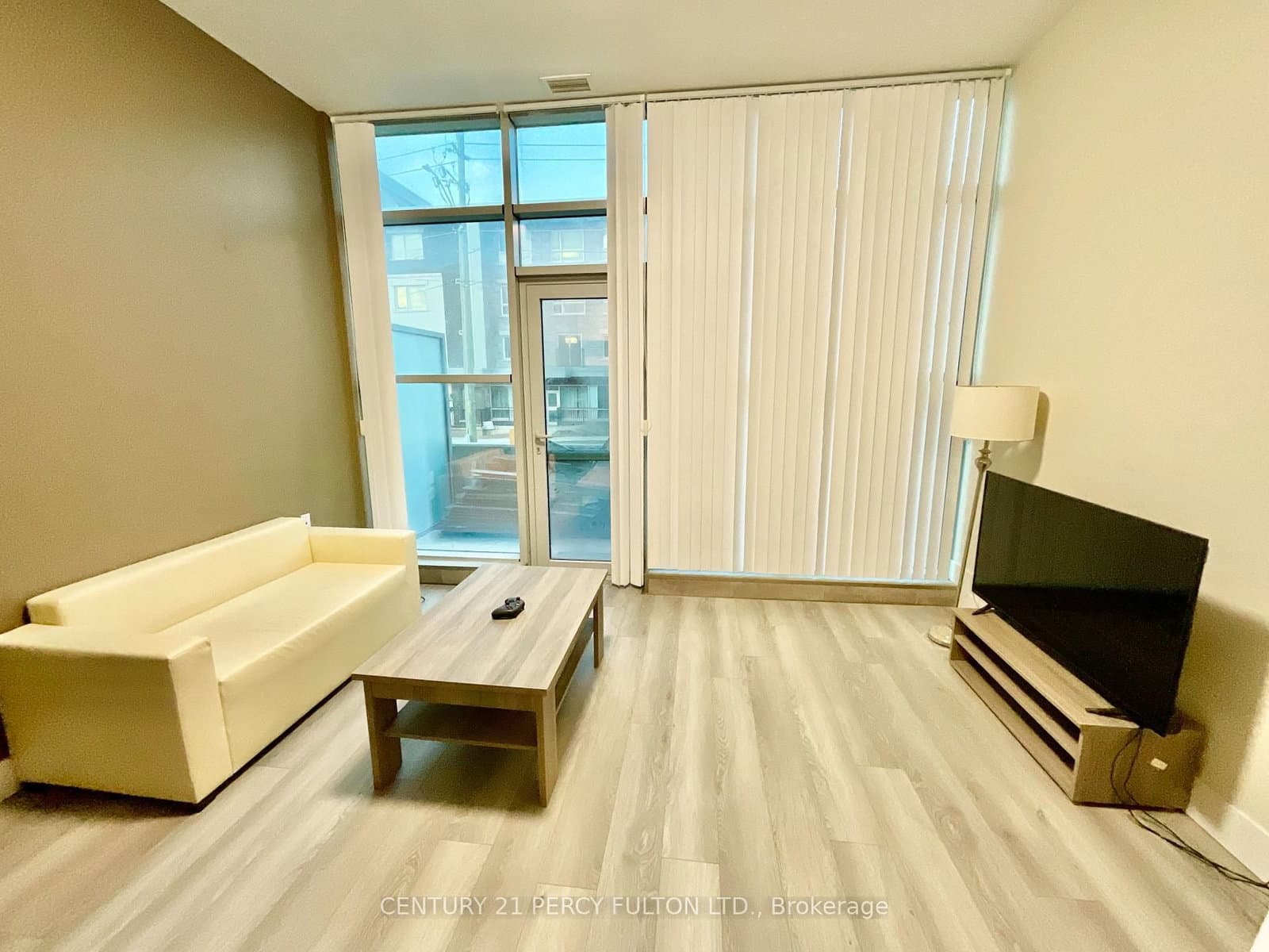 257 Hemlock Street, Unit 102 thumbnail 6