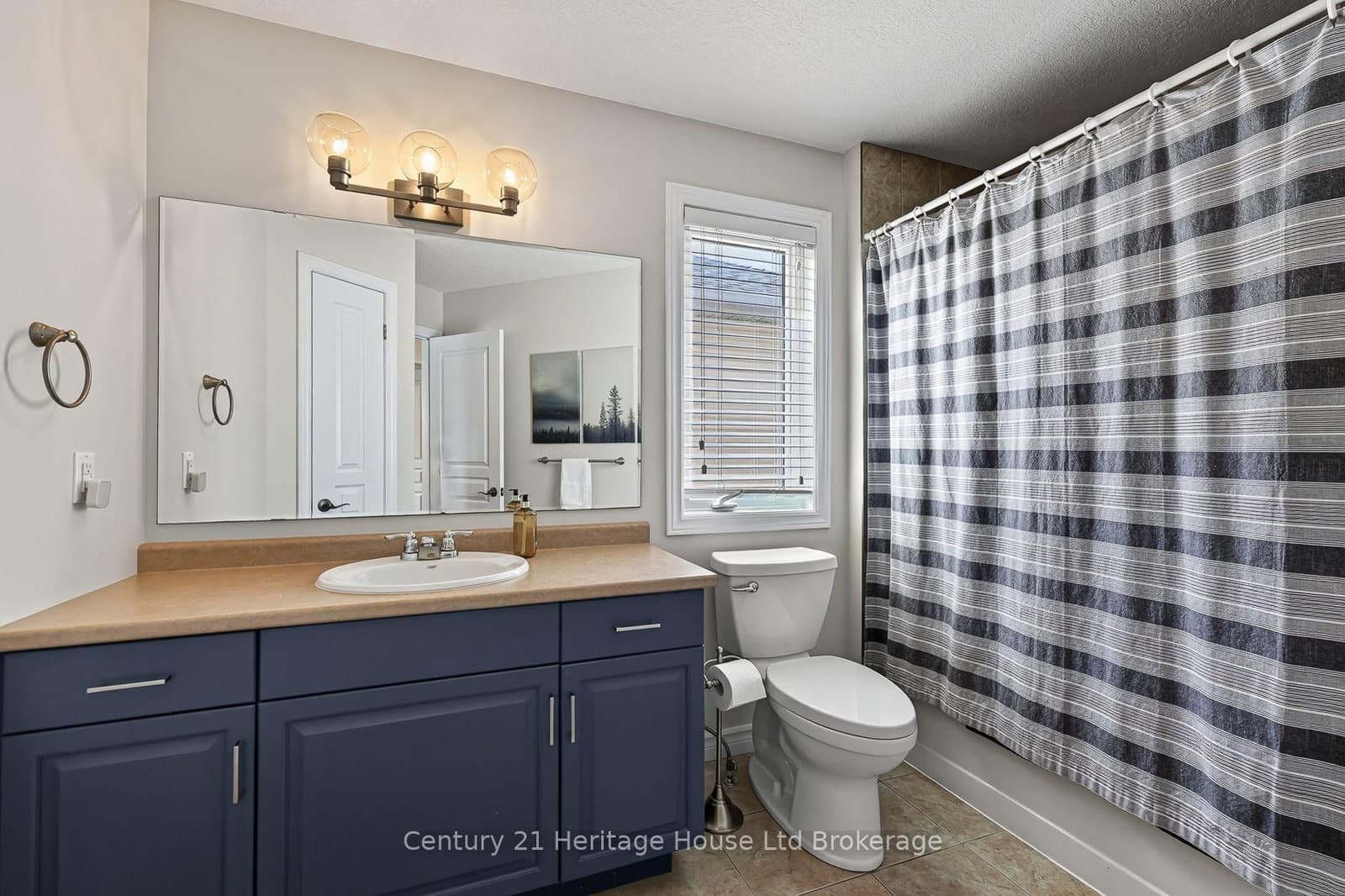 783 Frontenac Crescent thumbnail 29