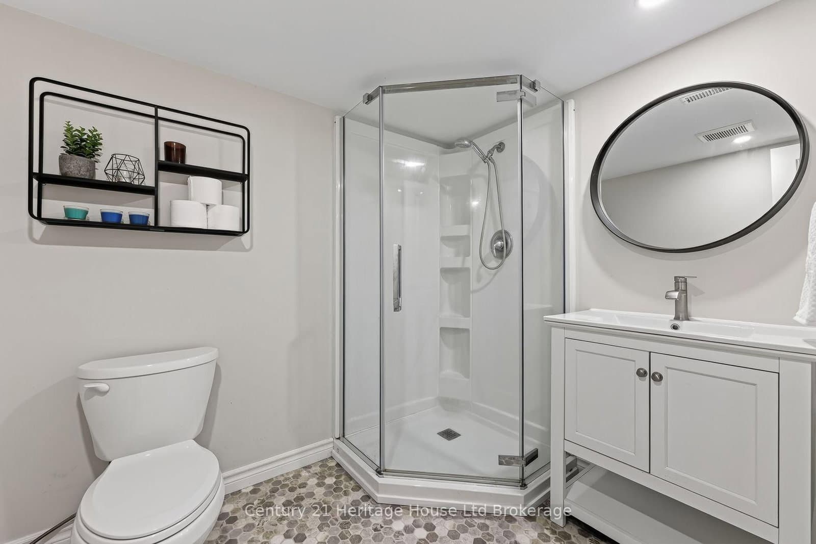 783 Frontenac Crescent thumbnail 34