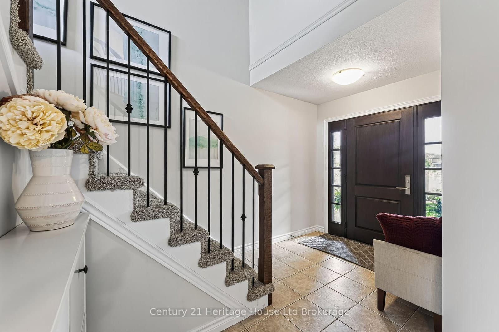 783 Frontenac Crescent thumbnail 5