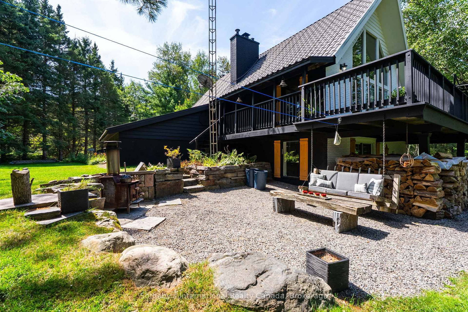 132 Douglas Drive thumbnail 27