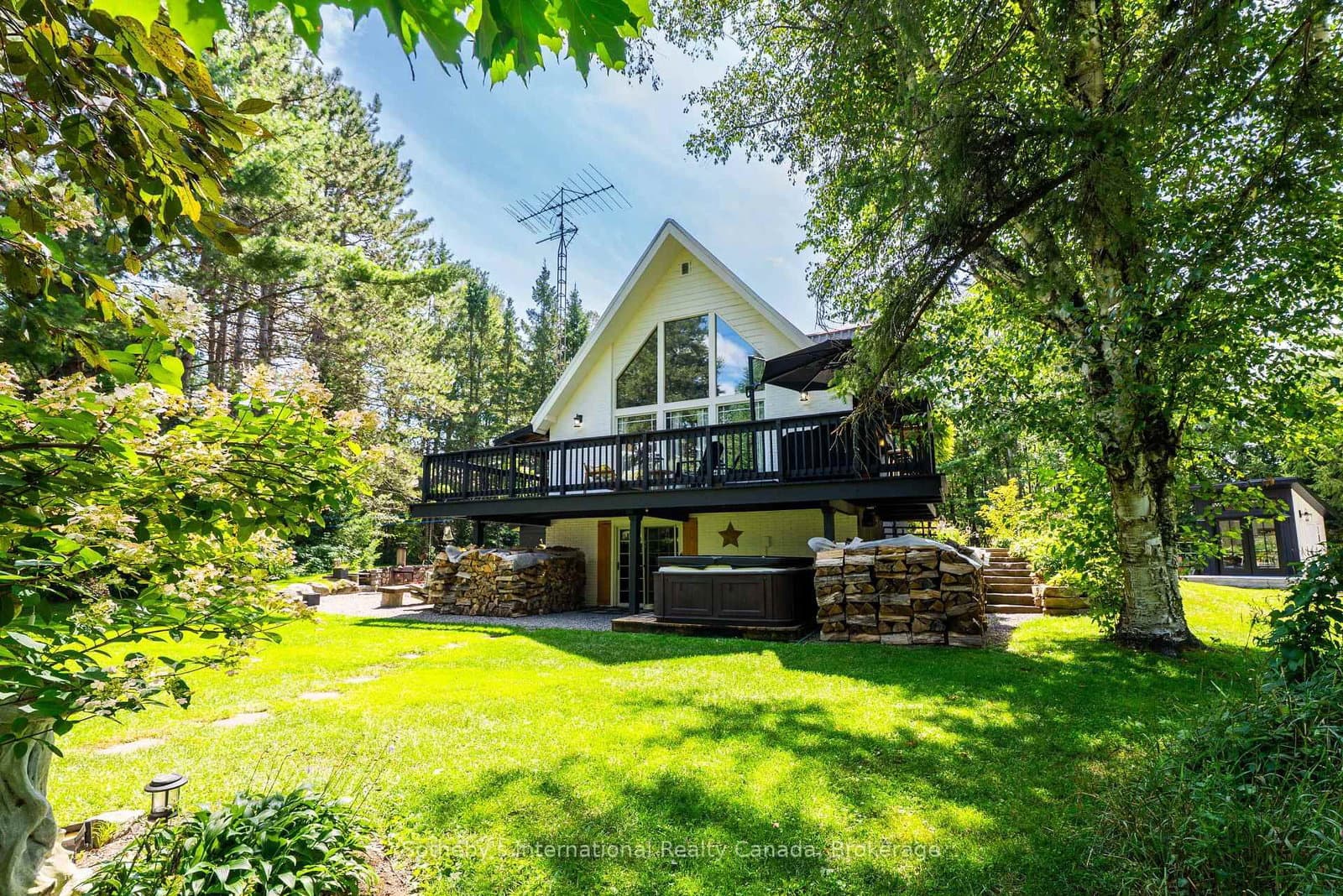 132 Douglas Drive thumbnail 38