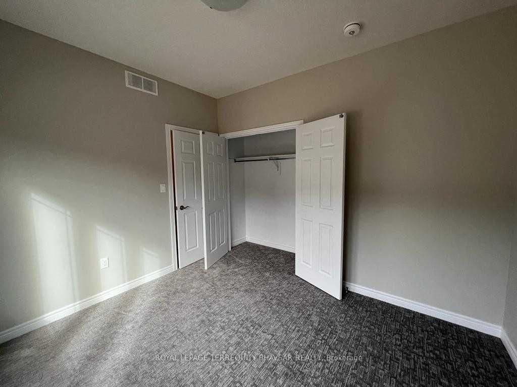 45 Dorchester Boulevard, Unit 32 thumbnail 9