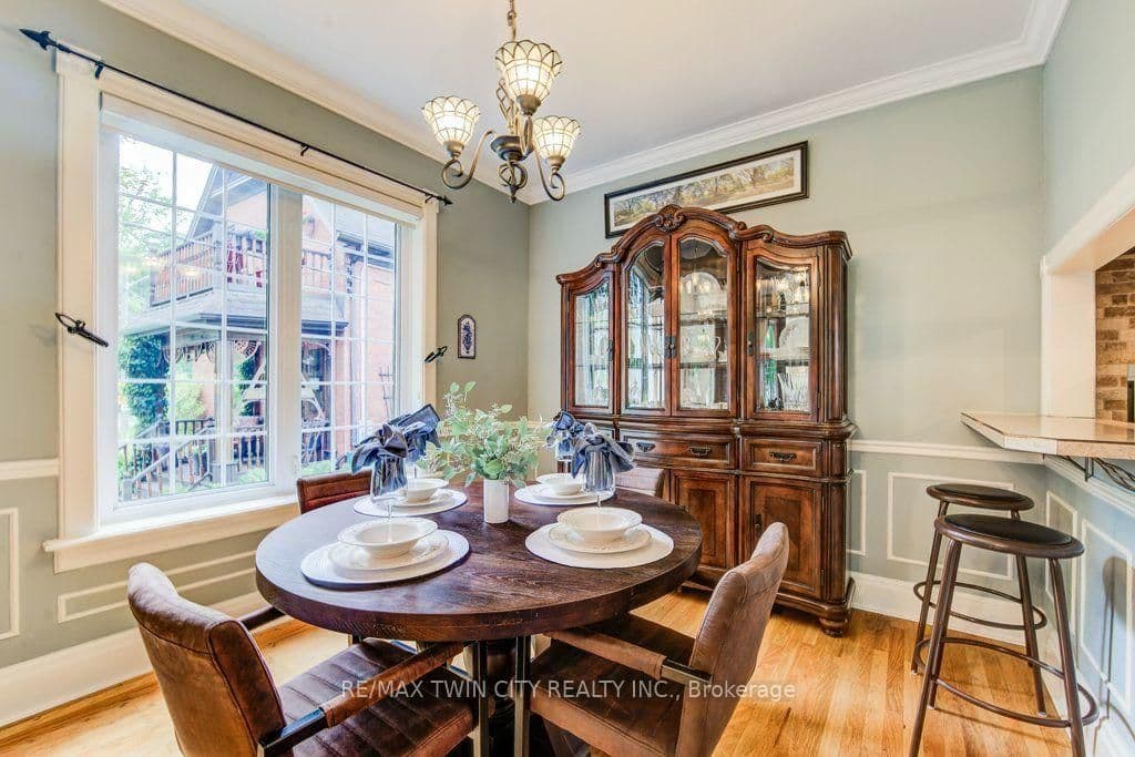 138 Water Street S thumbnail 13