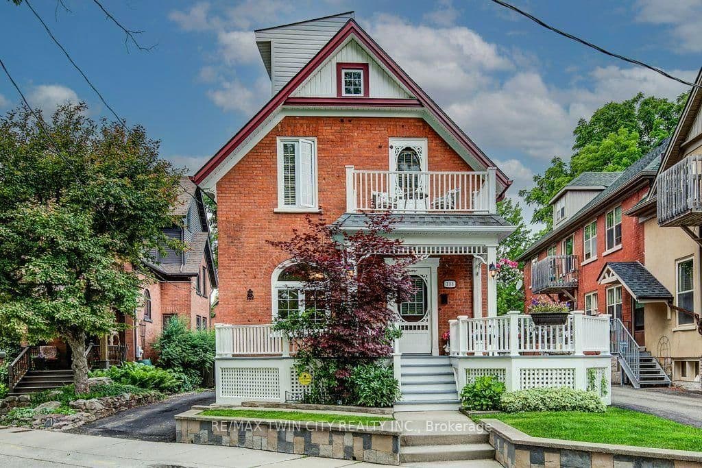 138 Water Street S thumbnail 3
