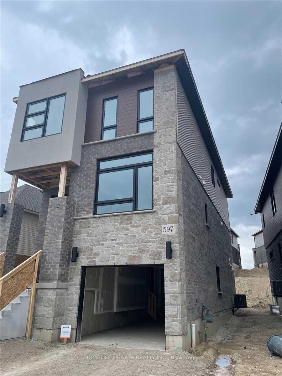 597 Benninger Drive thumbnail 2