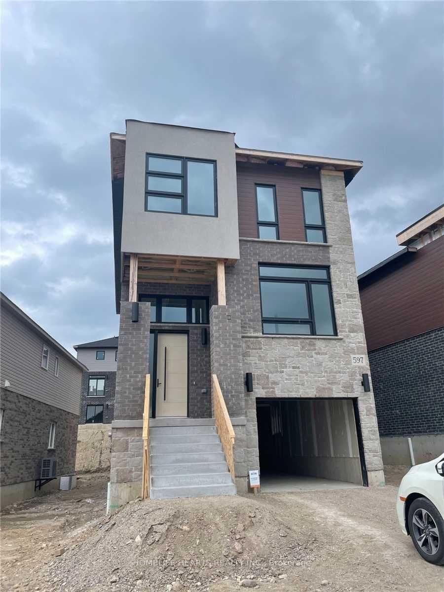 597 Benninger Drive thumbnail 3