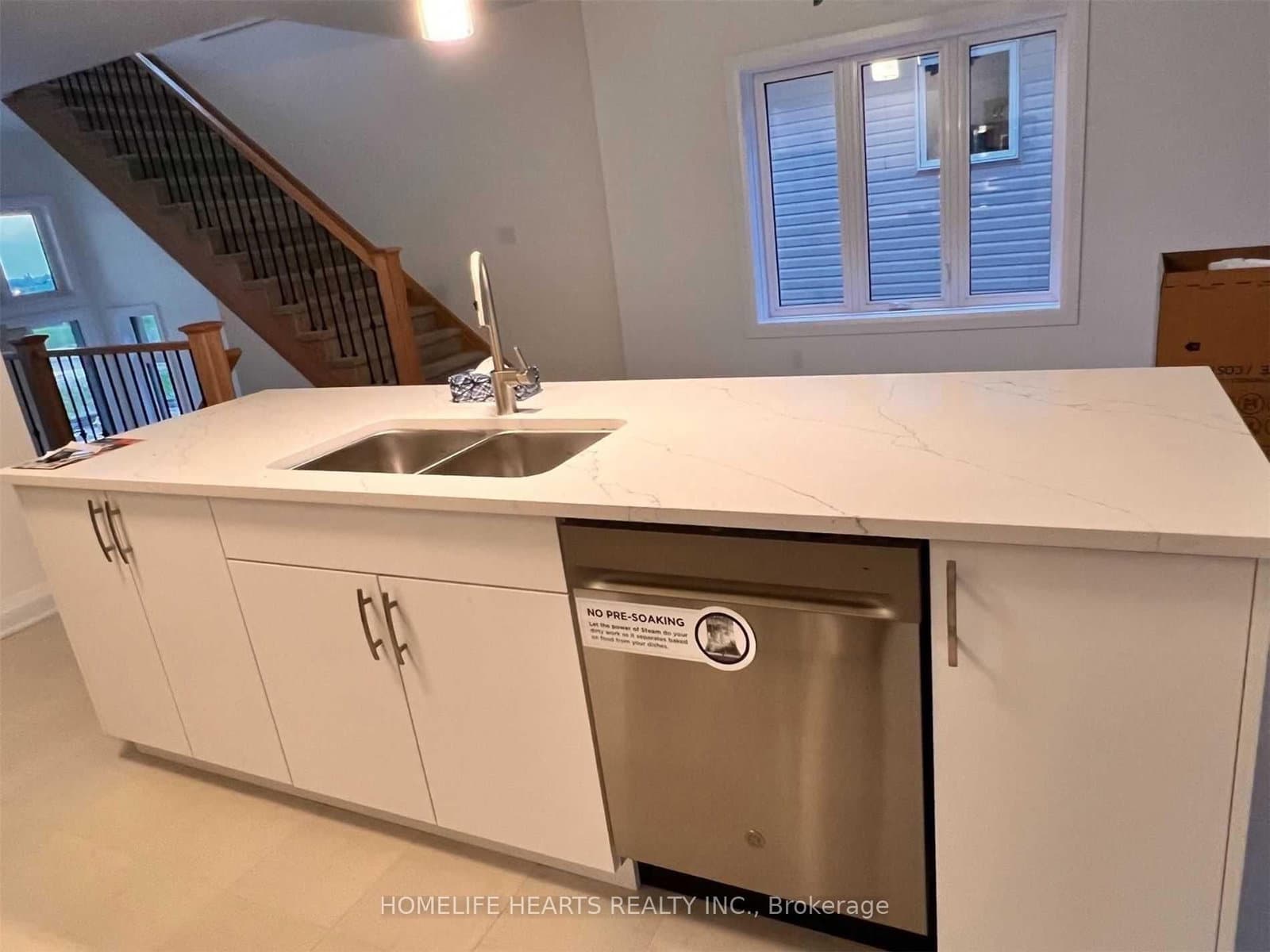 597 Benninger Drive thumbnail 6