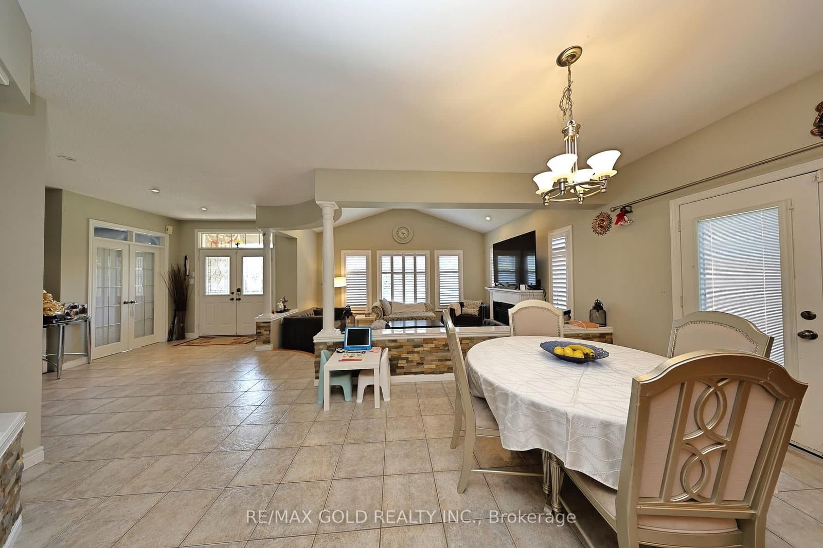 117 Delarmbro Drive thumbnail 17