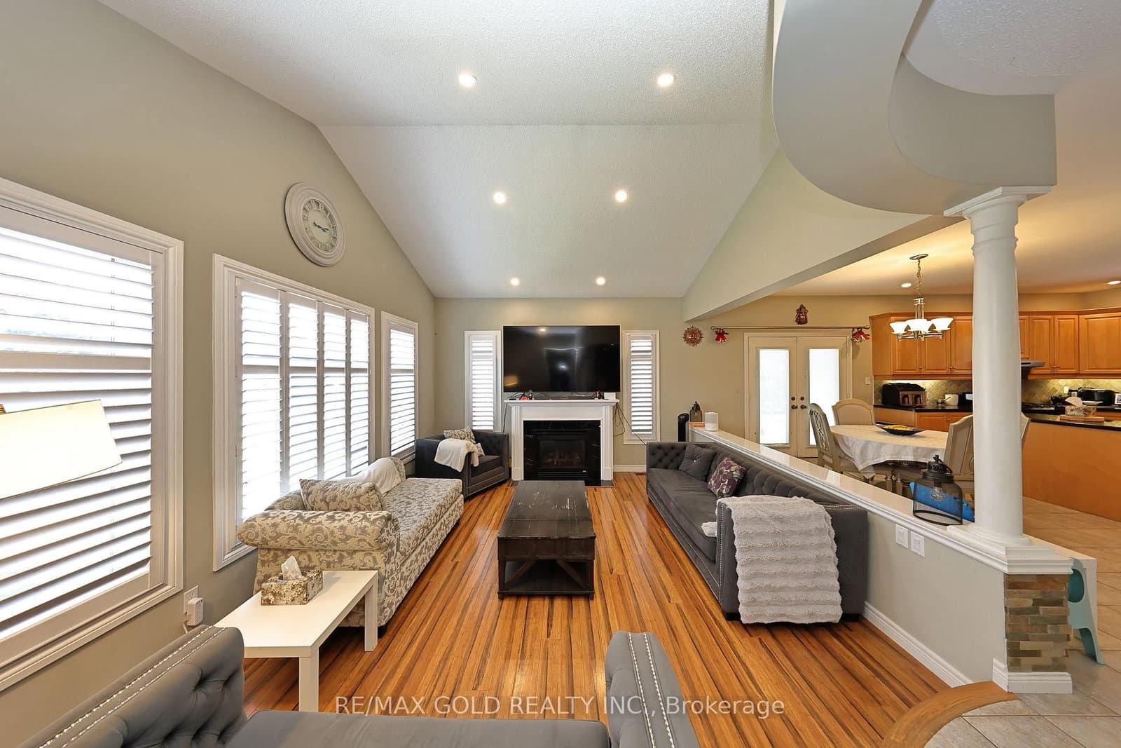 117 Delarmbro Drive thumbnail 6