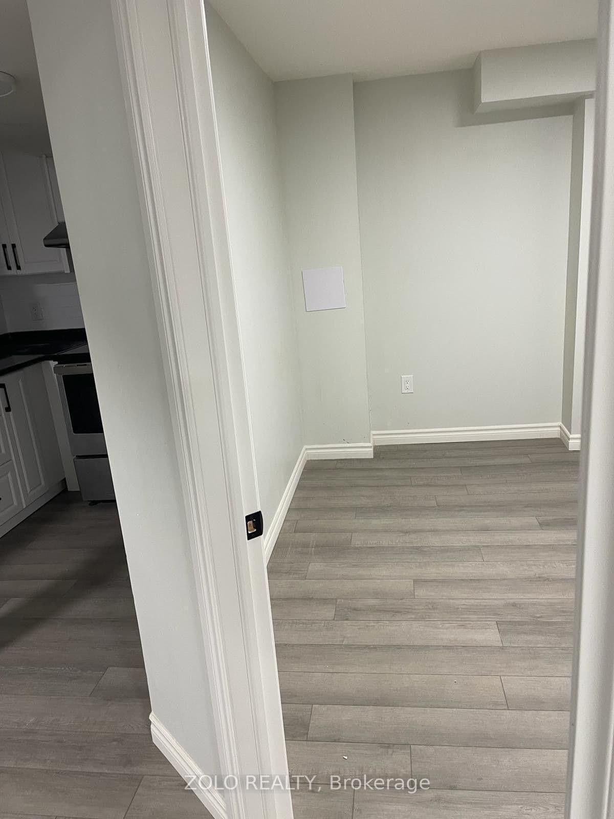 266 Brigadoon Drive, Unit Basement thumbnail 2