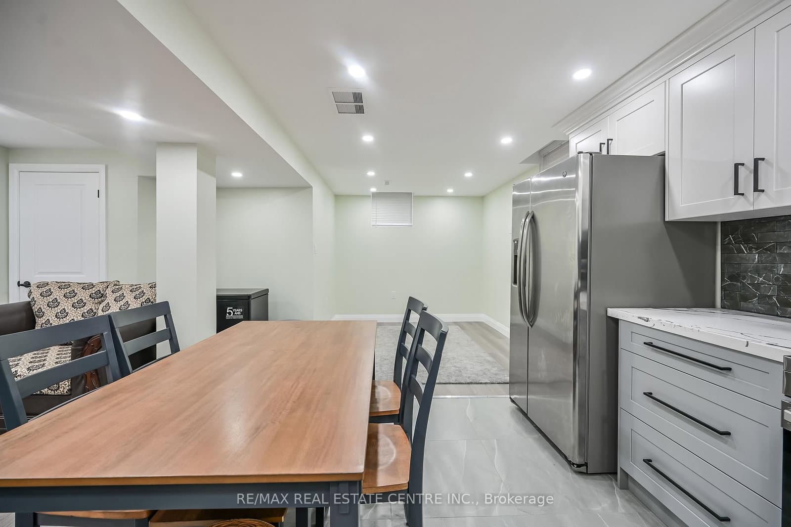 31 Joseph Court, Unit Lower Unit thumbnail 11