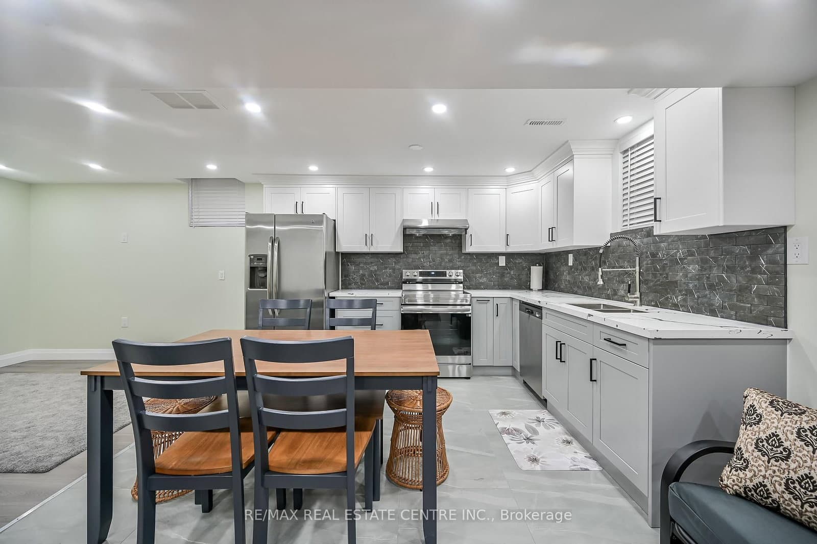 31 Joseph Court, Unit Lower Unit thumbnail 15
