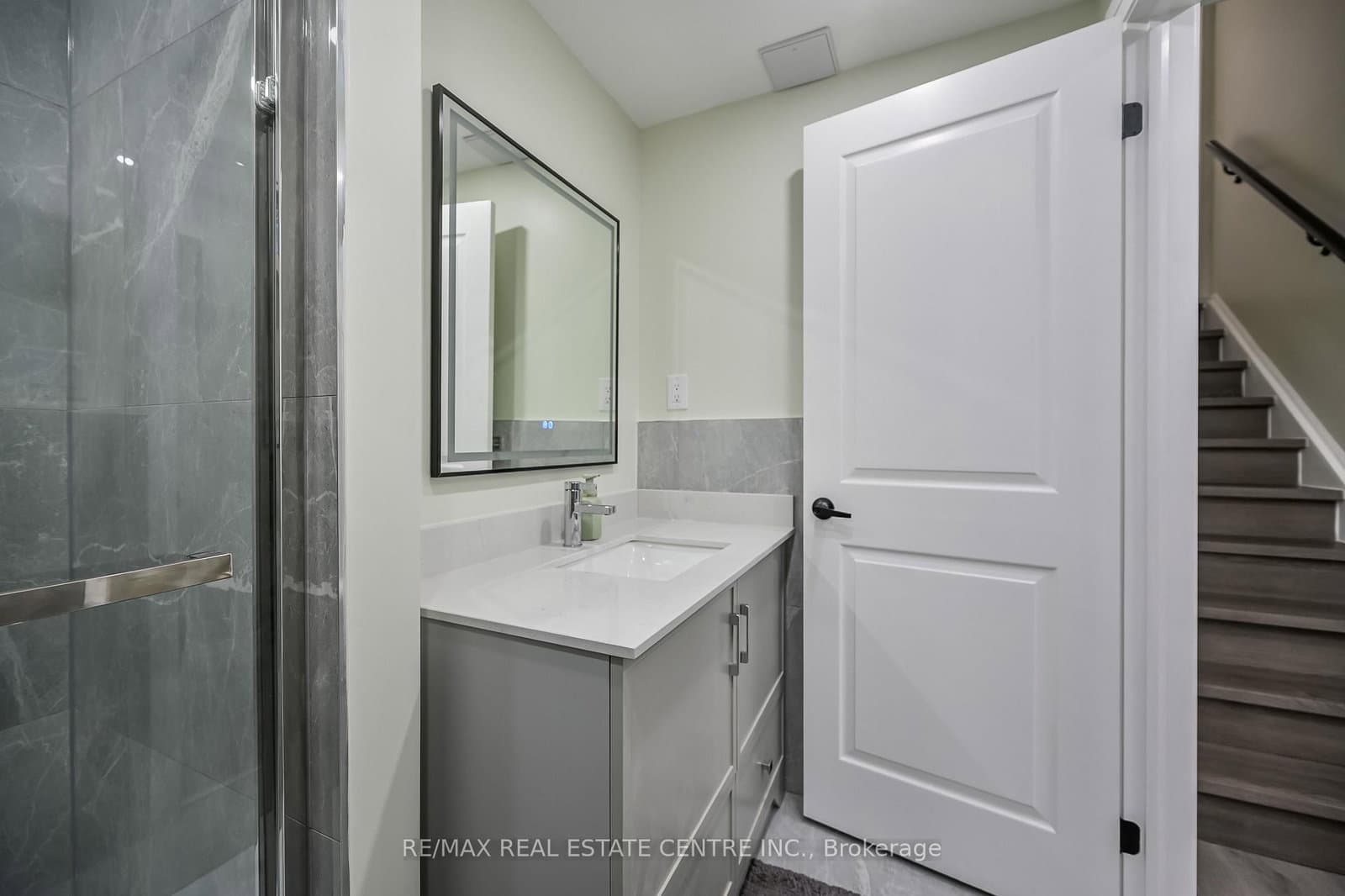 31 Joseph Court, Unit Lower Unit thumbnail 23