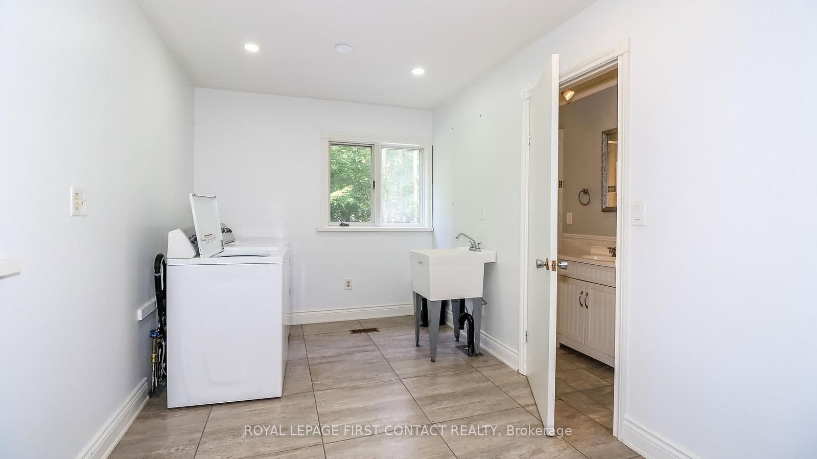 428 Beaumont Drive thumbnail 23