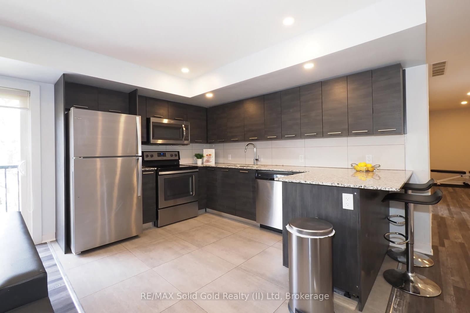 288 Albert Street, Unit 208 thumbnail 13