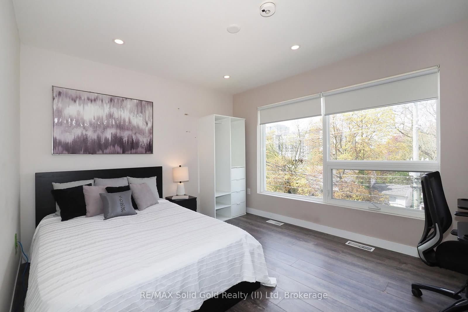 288 Albert Street, Unit 208 thumbnail 31
