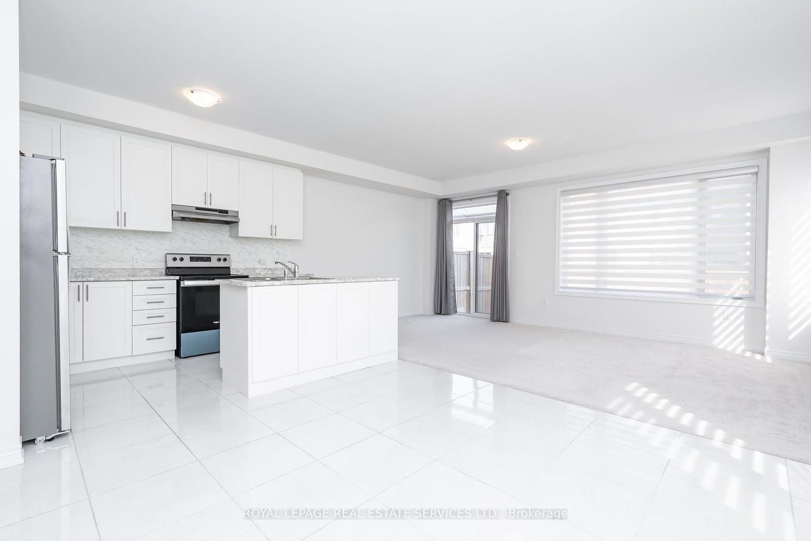 166 Deerpath Drive, Unit 72 thumbnail 11